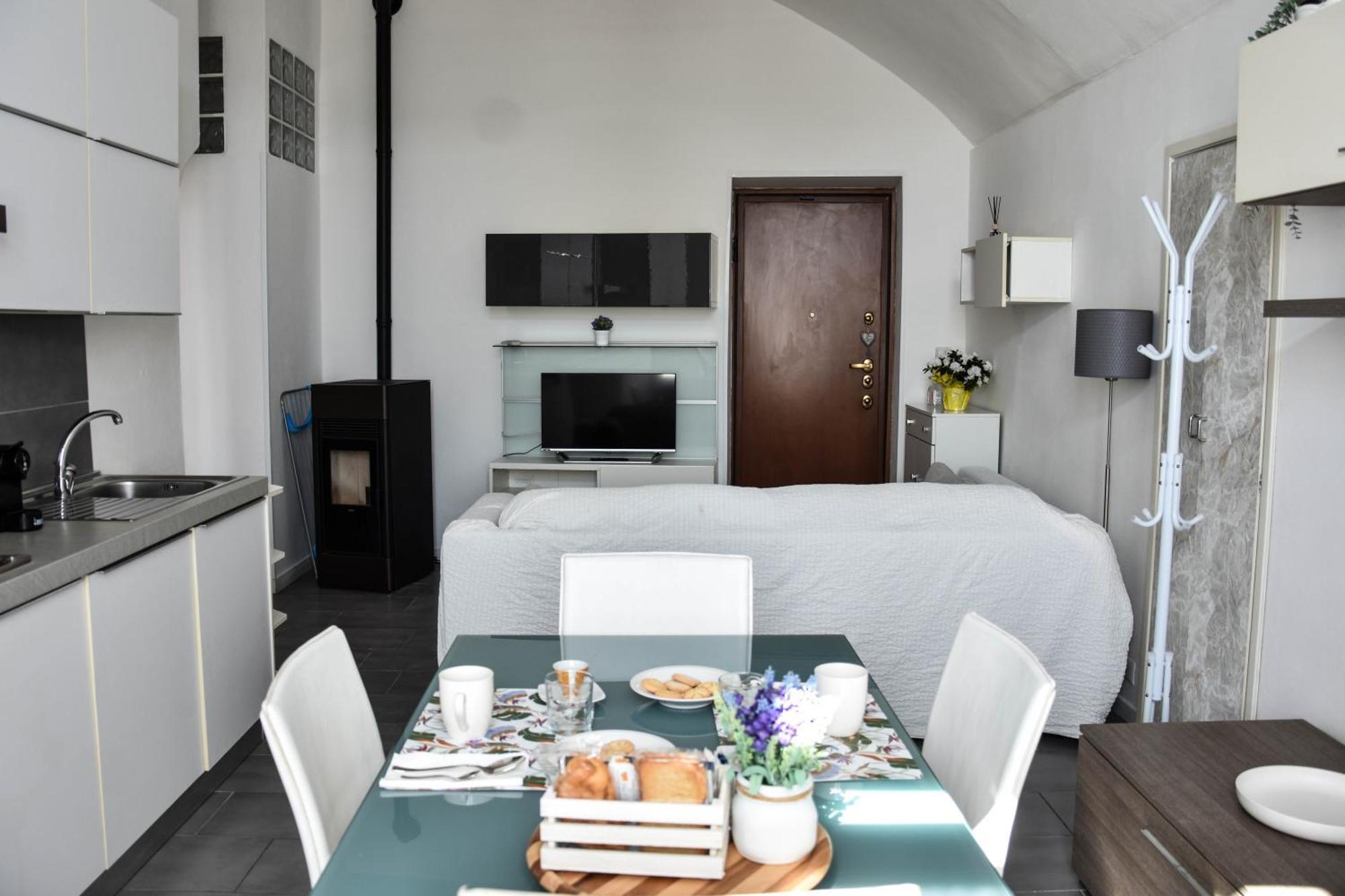Villa Antonella, App. Vittoria Tavernerio Екстериор снимка